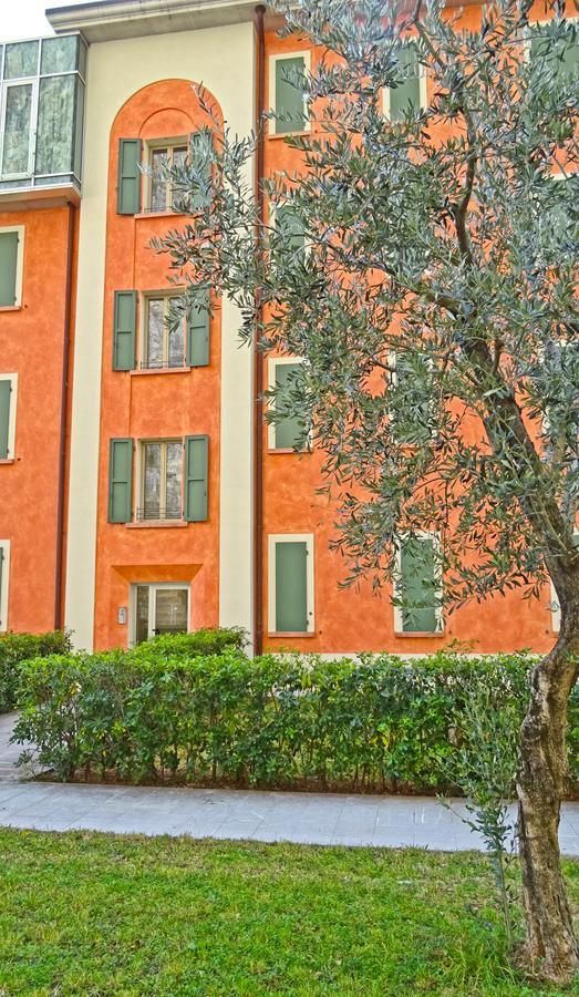 Campione Ora Apartments By Gardadomusmea Campione del Garda Buitenkant foto